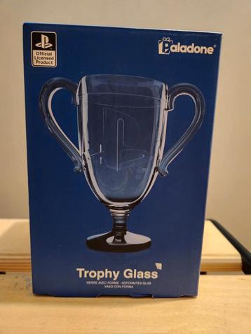 Playstation trophy glas