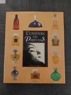 Livre L'univers des Parfums, Livres, Comme neuf, Fabienne Pavia, Livre sur les Parfums, Enlèvement ou Envoi