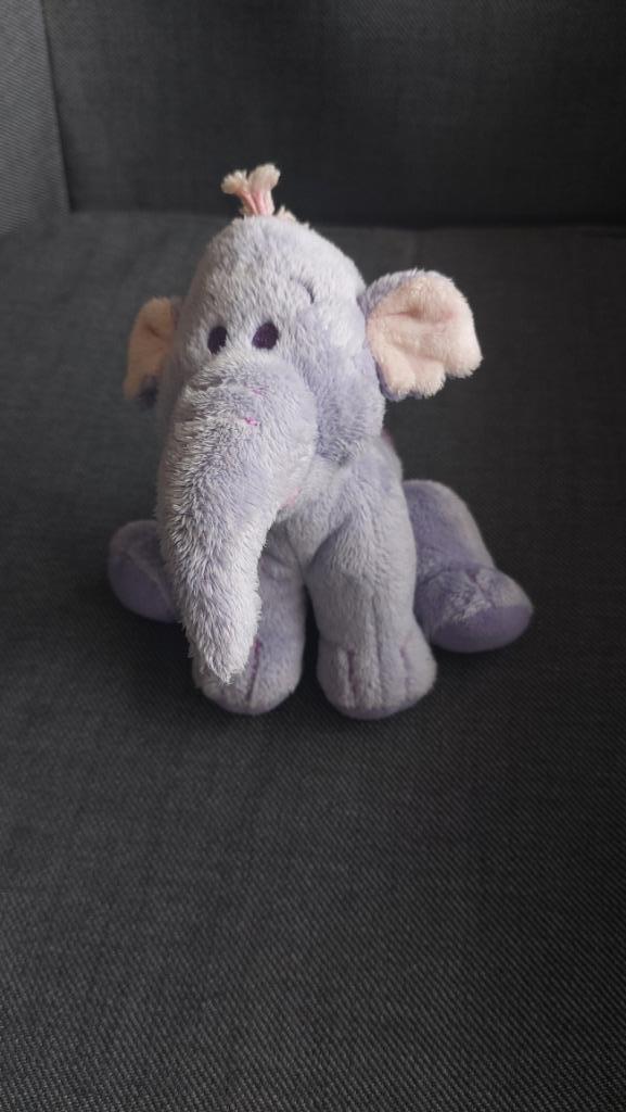 Peluche éléphant Lumpy Disney, Enfants & Bébés, Jouets | Peluches, Comme neuf, Éléphant, Enlèvement ou Envoi