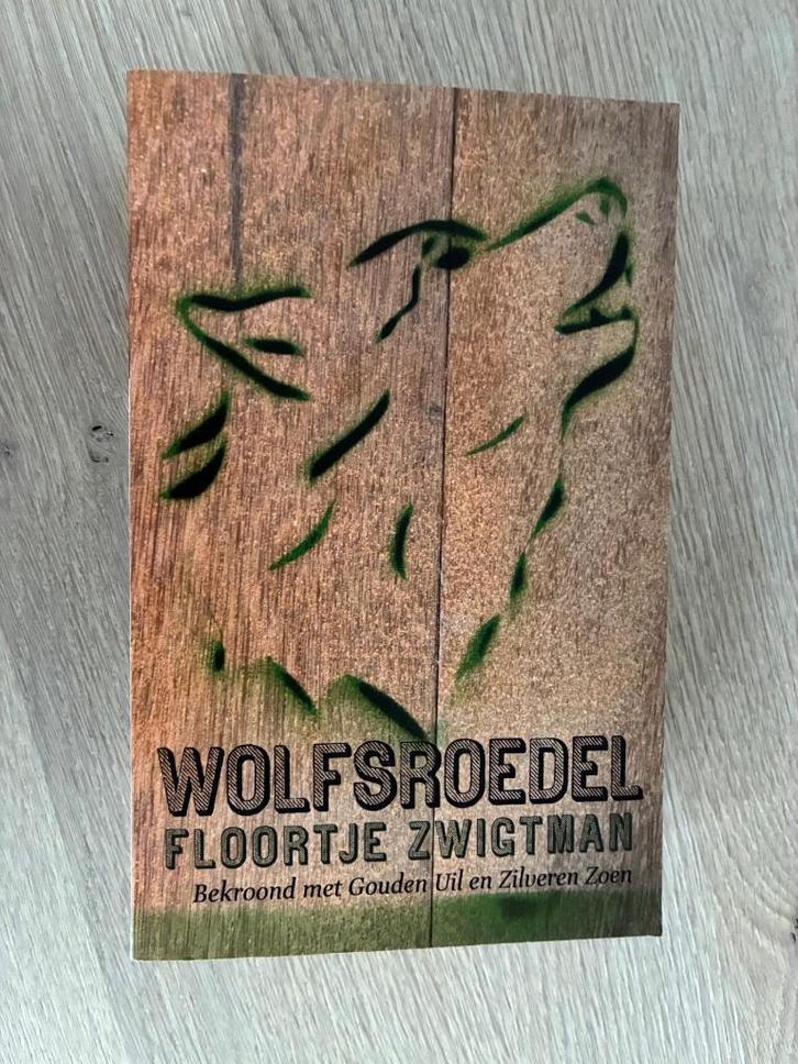 'Wolfsroedel' - spannend jeugdboek, Livres, Livres pour enfants | Jeunesse | 13 ans et plus, Comme neuf, Fiction, Enlèvement ou Envoi