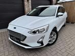 Ford Focus | CLIPPER | LED | NAVI | PDC | CARPLAY |, Auto's, Stof, 4 cilinders, Bedrijf, 5 deurs