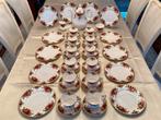Royal Albert *Old country roses * 39 pièces 12 personnes, Antiek en Kunst, Antiek | Servies compleet, Ophalen
