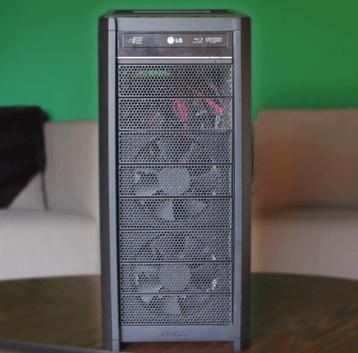 KRACHTIGE GAMING & VIDEO EDITTING PC beschikbaar voor biedingen