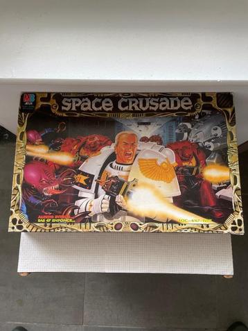 Space Crusade complet en français de MB/Games Workshop beschikbaar voor biedingen