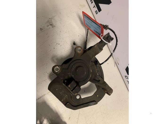 Fusee rechts-voor van een Renault Twingo, Auto-onderdelen, Ophanging en Onderstel, Renault, Gebruikt, 3 maanden garantie, Ophalen of Verzenden