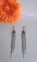 Lange oorbellen - Oosterse stijl, Ophalen of Verzenden, Zilver, Met strass, Hangers