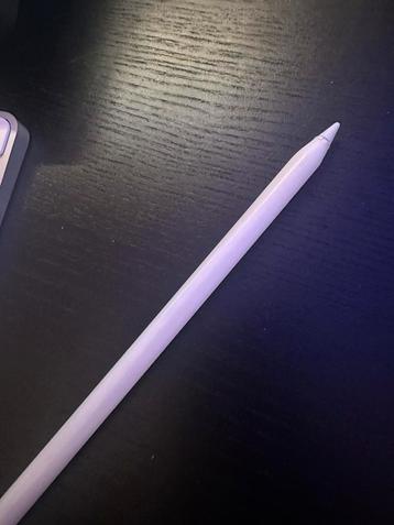 Apple pencil 2 abîmé mais fonctionnel 