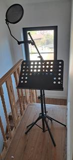 Mic stand, music stand en plopkap, Muziek en Instrumenten, Standaarden, Ophalen, Zo goed als nieuw