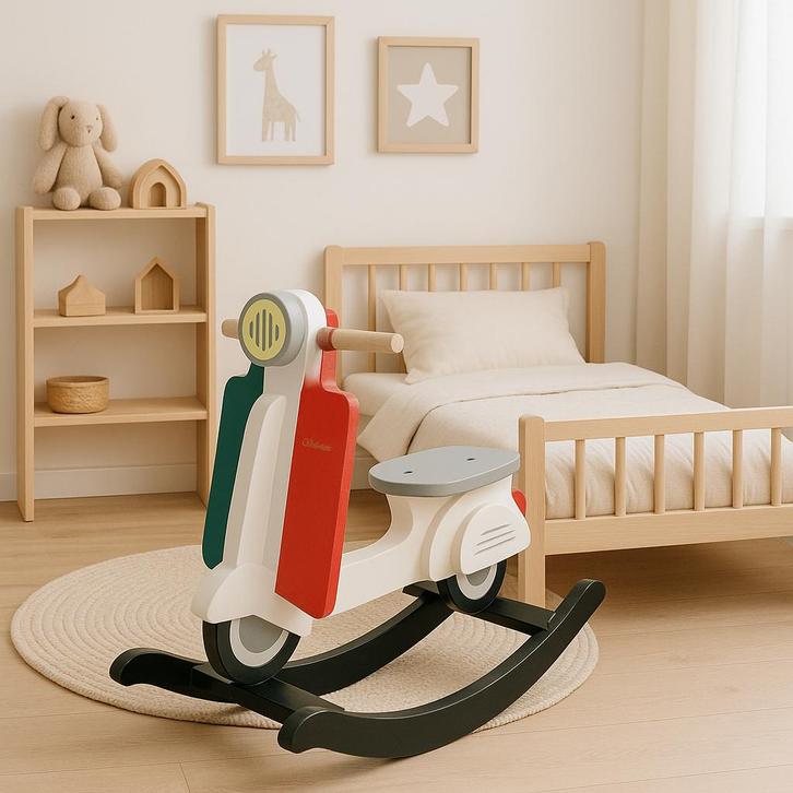 Houten Vespa Schommel Scooter | Childwood | Topstaat, Kinderen en Baby's, Speelgoed | Houten speelgoed, Gebruikt, Rij- of Hobbelspeelgoed