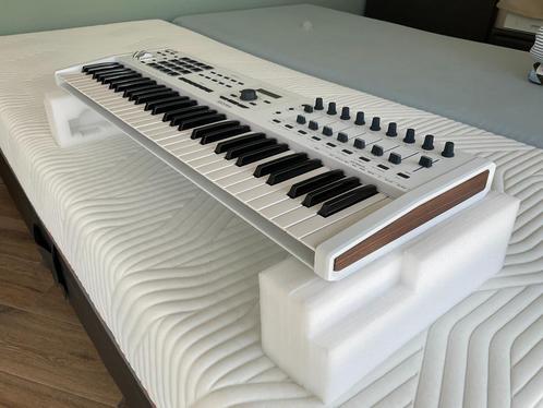 Arturia KeyLab 61 MK2, Muziek en Instrumenten, Midi-apparatuur, Zo goed als nieuw, Ophalen