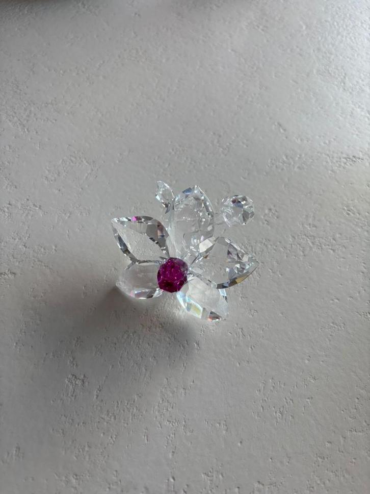 Swarovski kristallen bloem – miniatuur – orchidee, Verzamelen, Swarovski, Zo goed als nieuw, Figuurtje, Ophalen of Verzenden