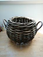 Grote rieten mand opening diameter 40cm  omtrek 1m40, Ophalen, Zo goed als nieuw, Mand