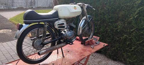 OMC MIRAGE  sportbrommer buikschuiver zeldzaam model 1972, Fietsen en Brommers, Brommers | Oldtimers, Overige merken, Klasse B (45 km/u)