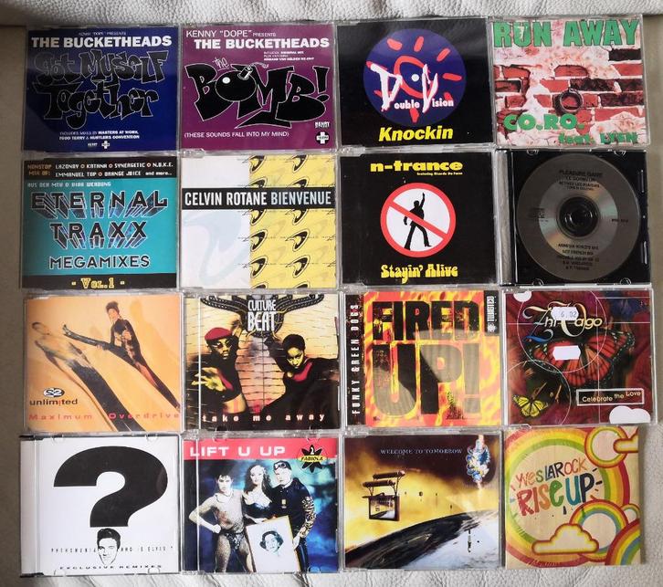 Lot van 16 CD, Maxi, Singles - House, Eurohouse,  jaren '90., Cd's en Dvd's, Cd's | Overige Cd's, Zo goed als nieuw, Boxset, Ophalen of Verzenden