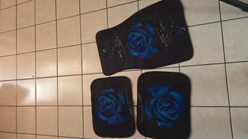 4 mooie automatten.  beschikbaar voor biedingen