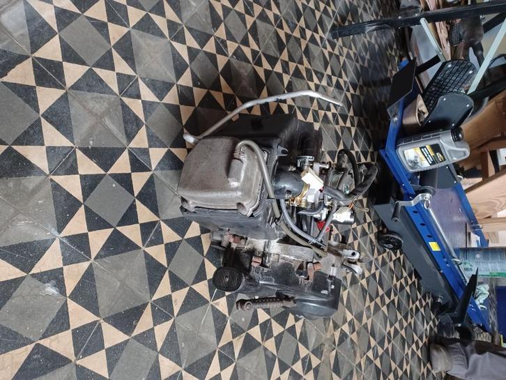 125cc gý6-motor gemonteerd in 150cc, Fietsen en Brommers, Brommeronderdelen | Scooters, Zo goed als nieuw, Kymco, Blok, Ophalen