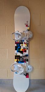 BURTON Snowboard 146 cm, Sport en Fitness, Ophalen, Zo goed als nieuw, Board