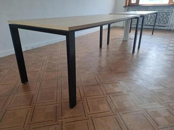 Tafels beschikbaar voor biedingen
