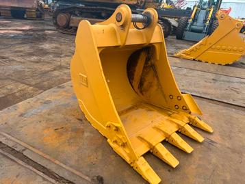 Cat 320 bucket OM