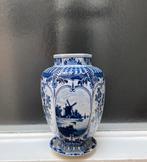 Delfts blauwe vaas en bordje, Antiek en Kunst, Antiek | Vazen, Ophalen of Verzenden