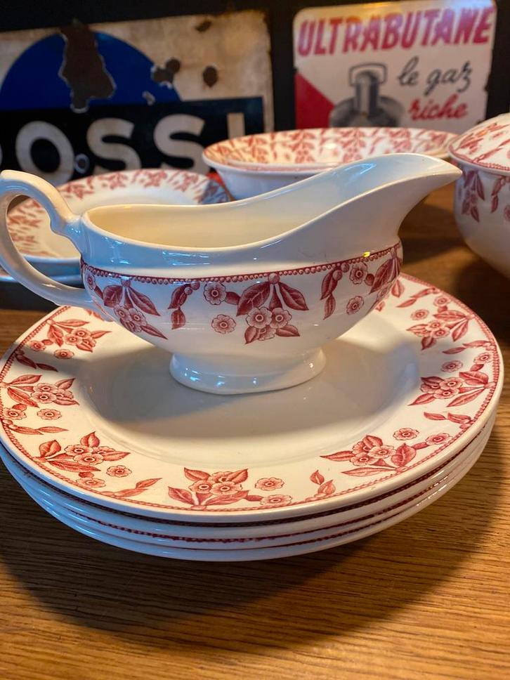 Boch Dux rood, Antiek en Kunst, Antiek | Servies los, Ophalen of Verzenden