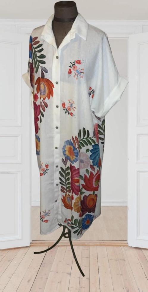 Prachtige jurk maat 44 tot.., Kleding | Dames, Jurken, Maat 42/44 (L), Verzenden