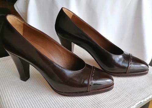 Superbes chaussures Prada en véritable cuir marron, 35 1/2, Vêtements | Femmes, Chaussures, Comme neuf, Escarpins, Brun, Enlèvement