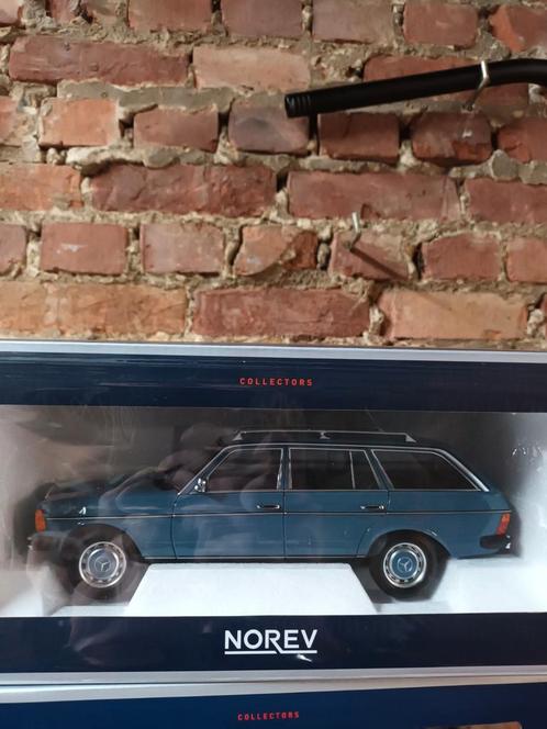 Mercedes  w123, 200t, schaal 1.18  van Norev., Hobby en Vrije tijd, Modelauto's | 1:18, Zo goed als nieuw, Norev, Ophalen of Verzenden