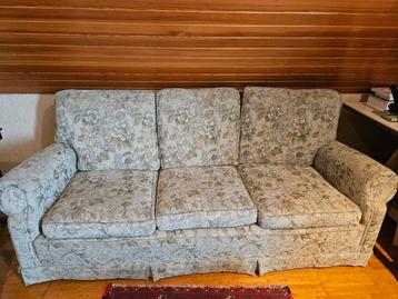 Vintage bank en fauteuils (1970) beschikbaar voor biedingen