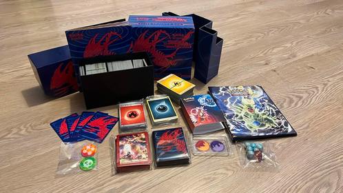 pokemon lot bulk van verschillende sets en accessoires, Hobby & Loisirs créatifs, Jeux de cartes à collectionner | Pokémon, Neuf