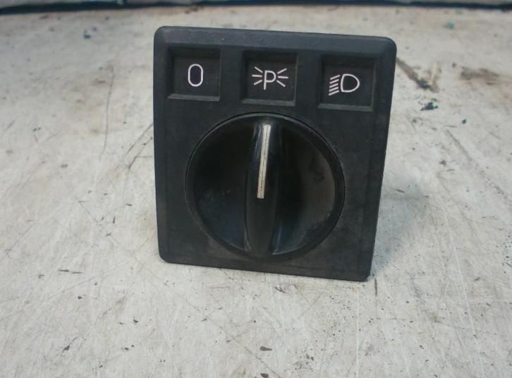 LICHTSCHAKELAAR Opel Rekord E1 / E2 / F (90044505), Auto-onderdelen, Dashboard en Schakelaars, Opel, Gebruikt