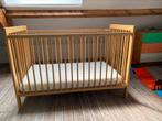 Stevig babybedje met aerosleep matras, lakens, dekbed, …, Ophalen, Zo goed als nieuw