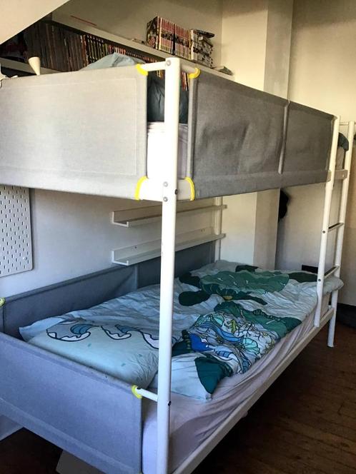 VITVAL IKEA stapelbed (zonder boxspring of matras), Kinderen en Baby's, Kinderkamer | Stapelbedden en Hoogslapers, Gebruikt, Stapelbed
