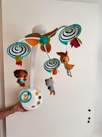 Muziekmobiel voor park Tiny Love beschikbaar voor biedingen
