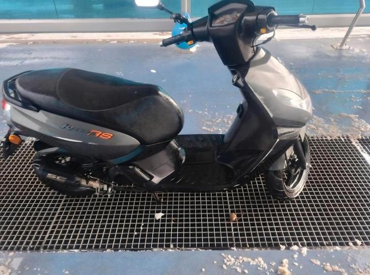 Peugeot kisbee rs, Vélos & Vélomoteurs, Scooters | Peugeot, Enlèvement
