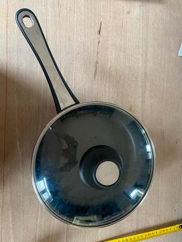 Tefal hapjespan met deksel, Enlèvement, Utilisé