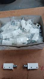 SYSTÈME DE SUSPENSION D'ARMOIRES HETTICH, Enlèvement