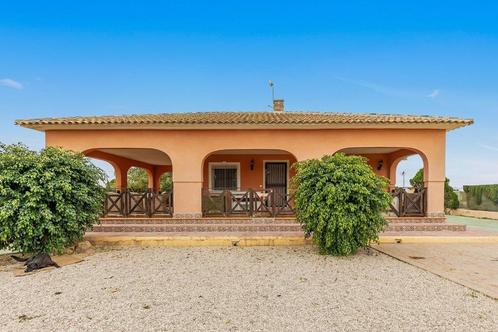 Landhuis met land en zwembad in Dolores (Alica), Immo, Buitenland, Spanje, Woonhuis, Landelijk