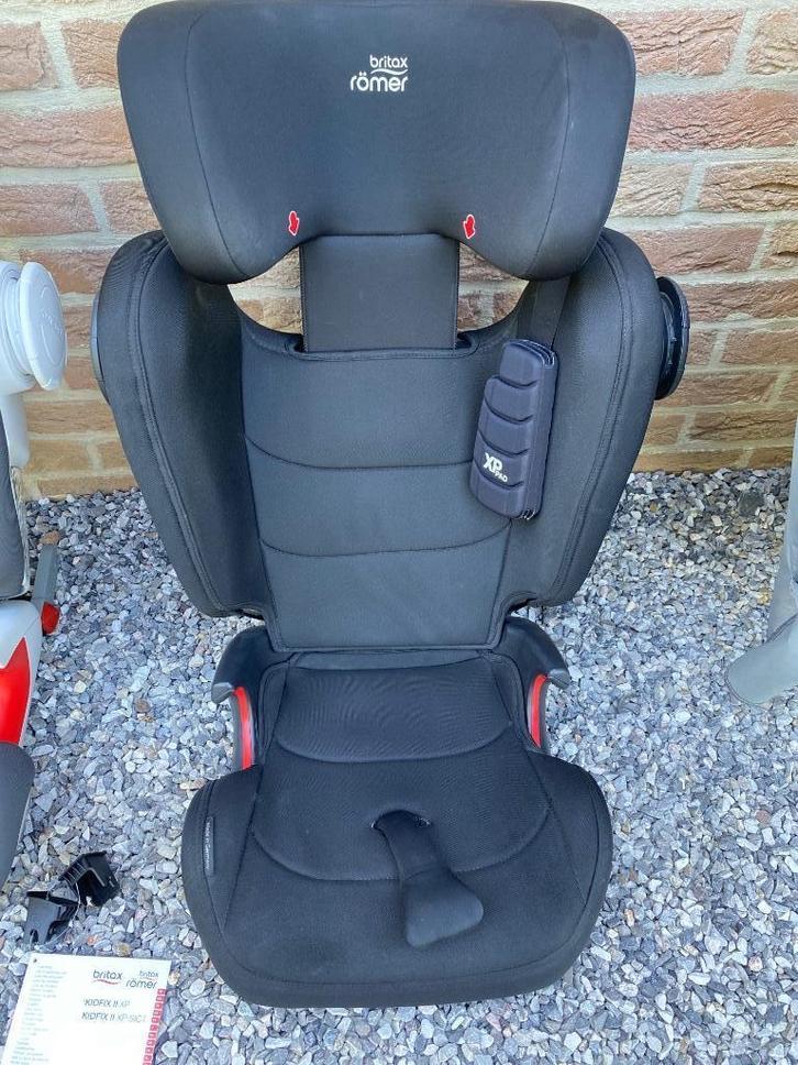 Siège auto noir Britax Romer Kidfix II XP Sict 70€/pce, Kinderen en Baby's, Autostoeltjes, Gebruikt, Romer, 15 t/m 36 kg, Autogordel of Isofix