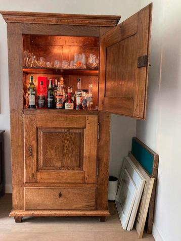 Homme debout in eik 94x197x50 beschikbaar voor biedingen