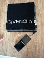 Givenchy muts en sjaal nieuw!, Vêtements | Hommes, Bonnets, Écharpes & Gants, Comme neuf, Bonnet, Givenchy, Enlèvement ou Envoi