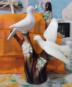 beeld duiven op boomstronk / drankfles, Verzamelen, Ophalen of Verzenden, Zo goed als nieuw, Dier