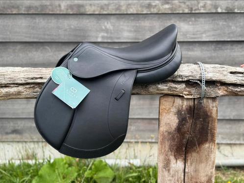 Crosby Prix De Nation springzadel, Dieren en Toebehoren, Paarden en Pony's | Zadels, Nieuw, Ophalen