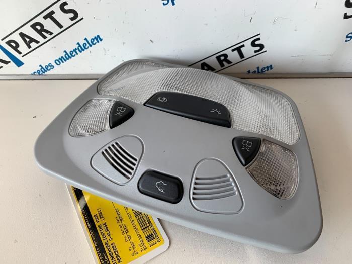 Binnenverlichting voor van een Mercedes C-Klasse, Auto-onderdelen, Verlichting, Mercedes-Benz, Gebruikt, 3 maanden garantie, Ophalen of Verzenden