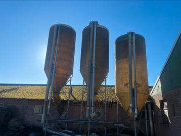 Broksilo voersilo polyester palletsilo beschikbaar voor biedingen