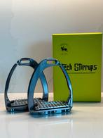 Gloednieuwe Tech Stirrups stijgbeugels + stijgbeugelriemen, Dieren en Toebehoren, Ophalen, Nieuw, Dressuur