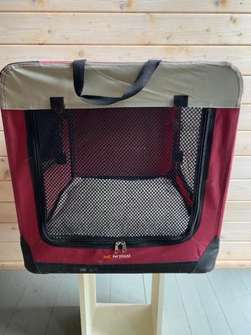 Opvouwbare Nylon Reisbench hond beschikbaar voor biedingen