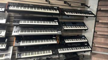 veel synthesizer uitverkoop tot 15/10/2025 beschikbaar voor biedingen