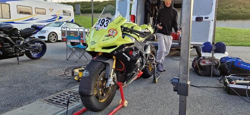 Aprilia rsv4 2018, Motoren, Motoren | Aprilia, Particulier, Sport, 4 cilinders, Ophalen