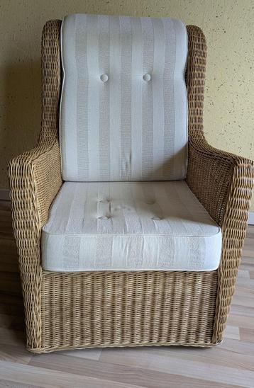 rotan zetel (te Roeselare) beschikbaar voor biedingen